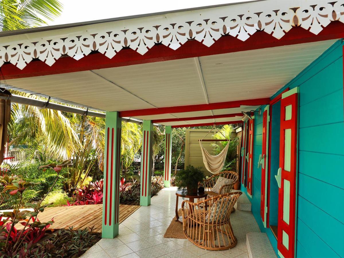 L'incroyable maison de Mamie MECHANT Saint-Philippe Extérieur photo